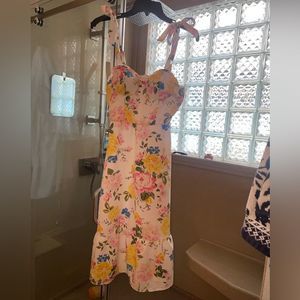 Romantic spring dress 💐